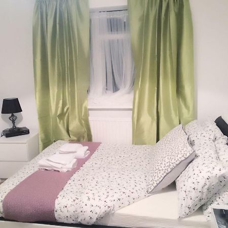 Abbey Wood Station Five Bedroom Self Contained House Εξωτερικό φωτογραφία