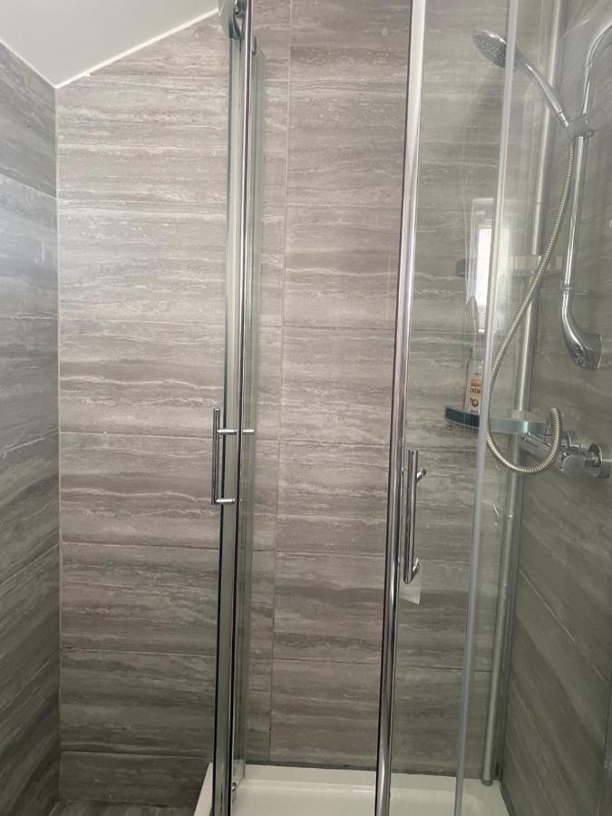 Abbey Wood Station Five Bedroom Self Contained House Εξωτερικό φωτογραφία