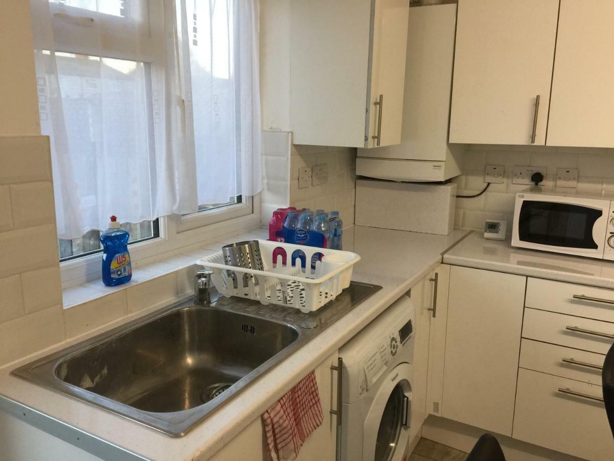 Abbey Wood Station Five Bedroom Self Contained House Εξωτερικό φωτογραφία
