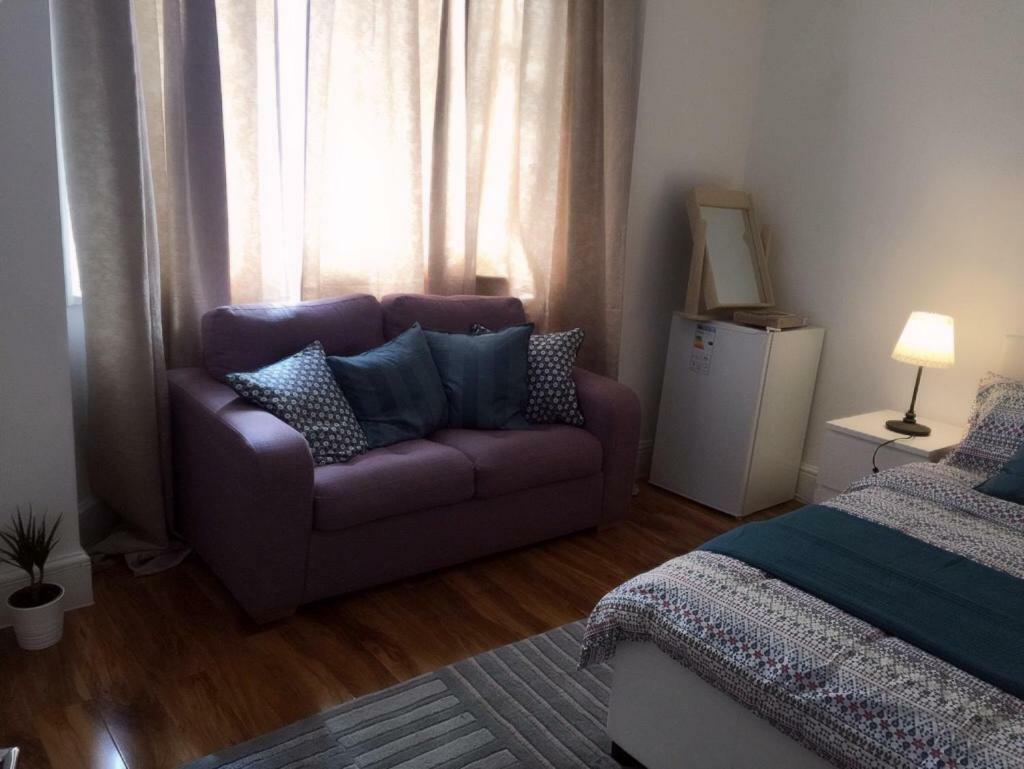 Abbey Wood Station Five Bedroom Self Contained House Εξωτερικό φωτογραφία