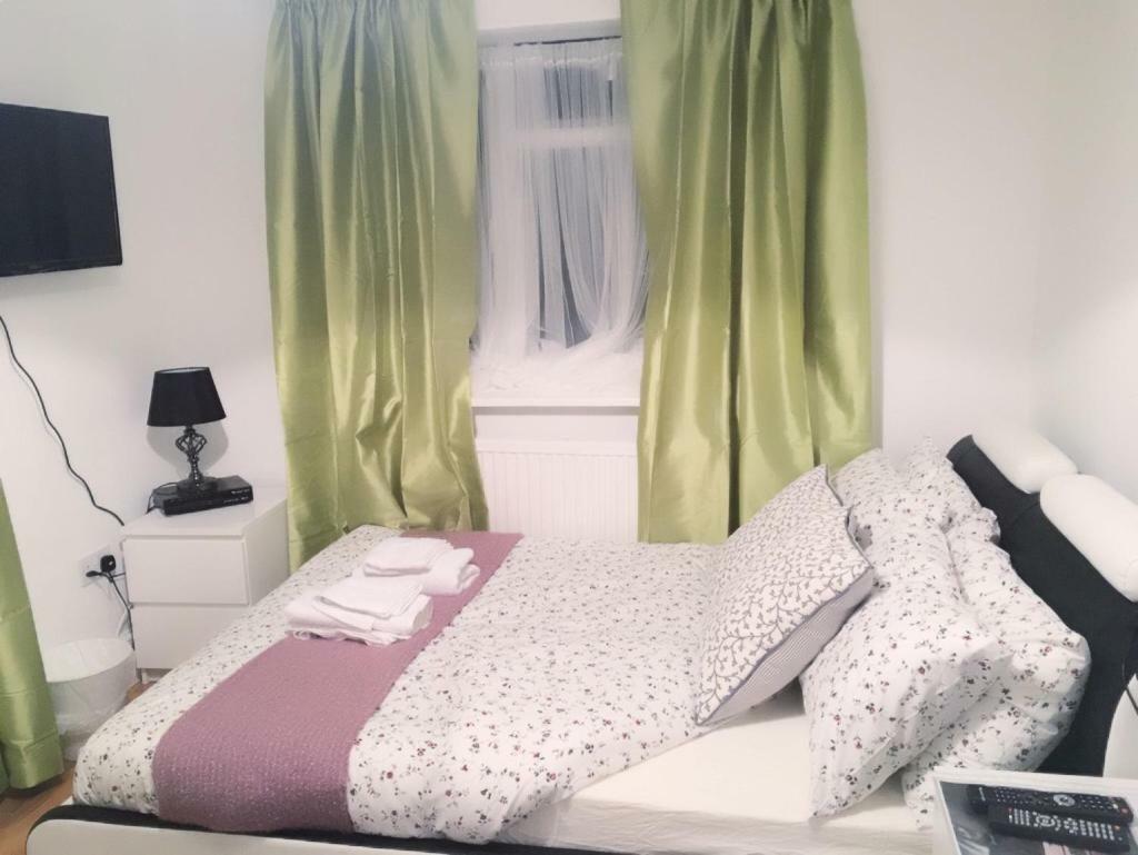 Abbey Wood Station Five Bedroom Self Contained House Εξωτερικό φωτογραφία