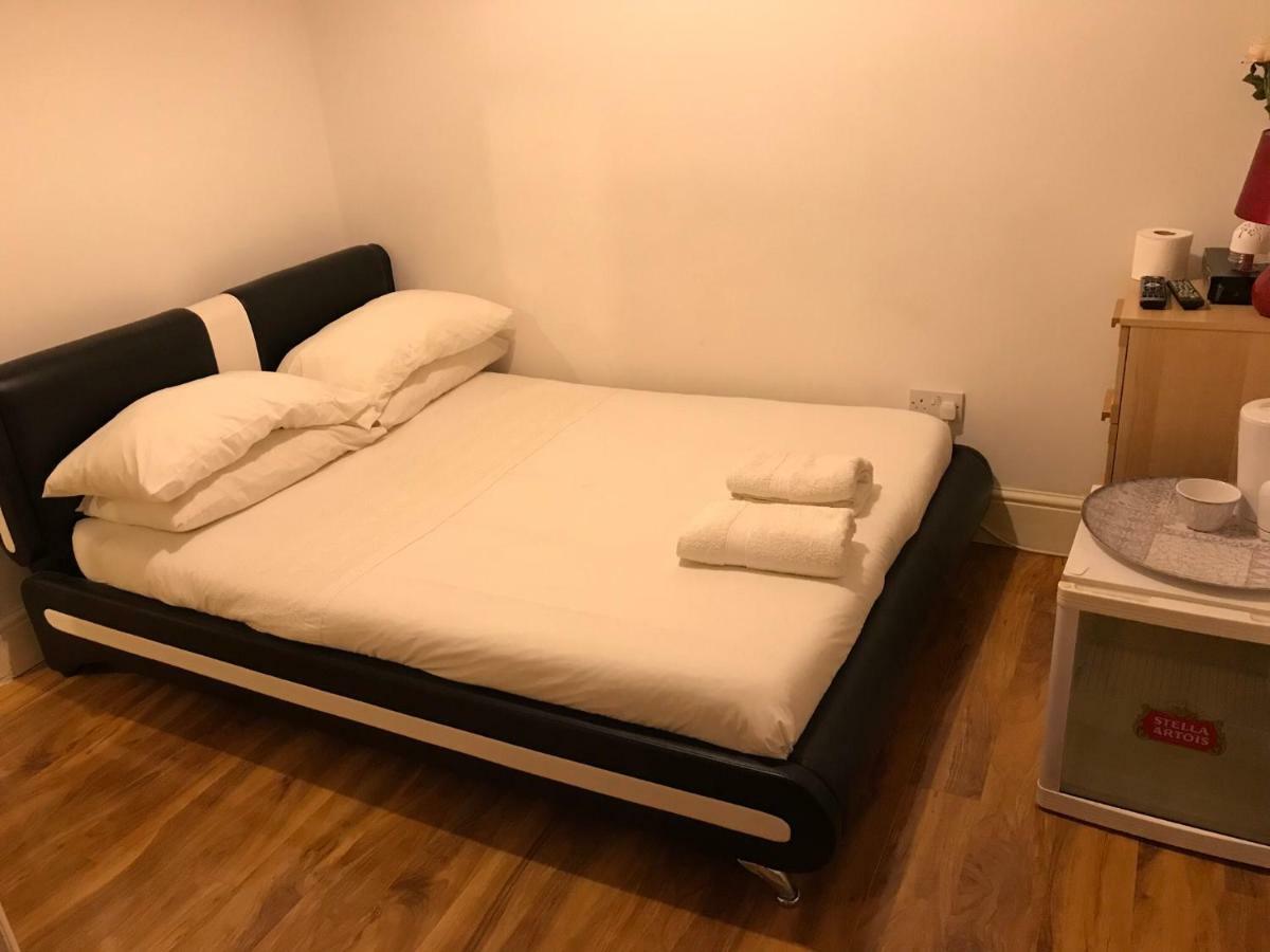 Abbey Wood Station Five Bedroom Self Contained House Εξωτερικό φωτογραφία